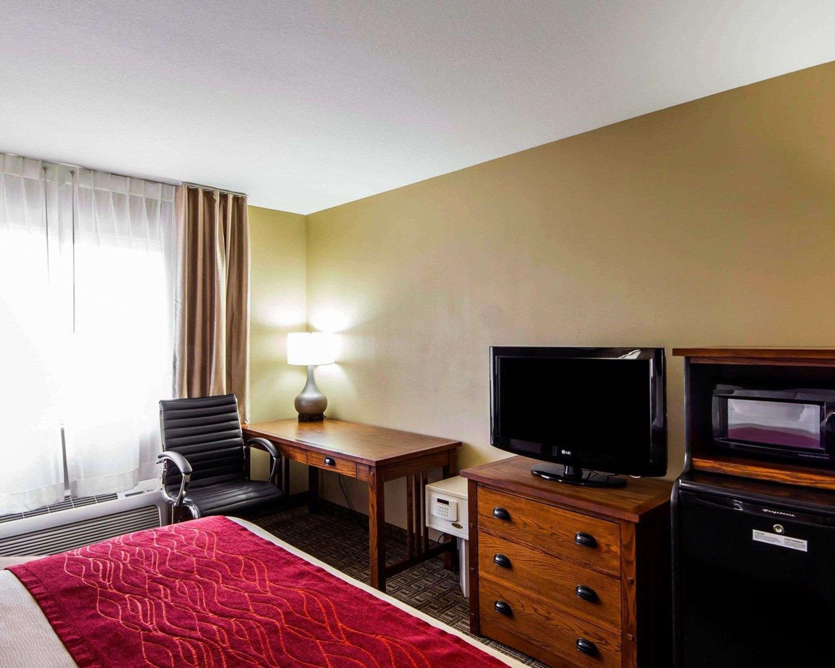 Comfort Inn & Suites Ponca City Near Marland Mansion Bagian luar foto