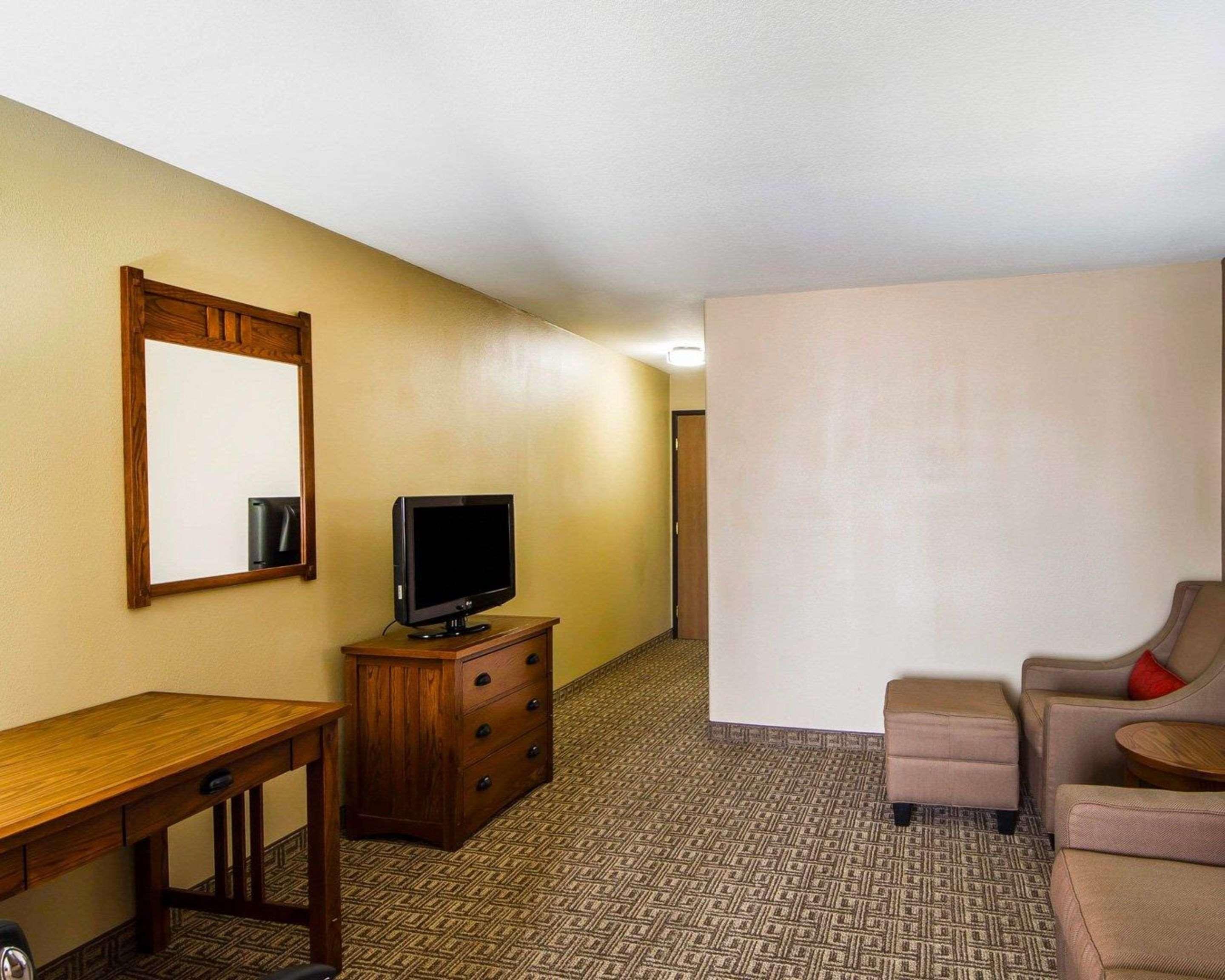 Comfort Inn & Suites Ponca City Near Marland Mansion Bagian luar foto