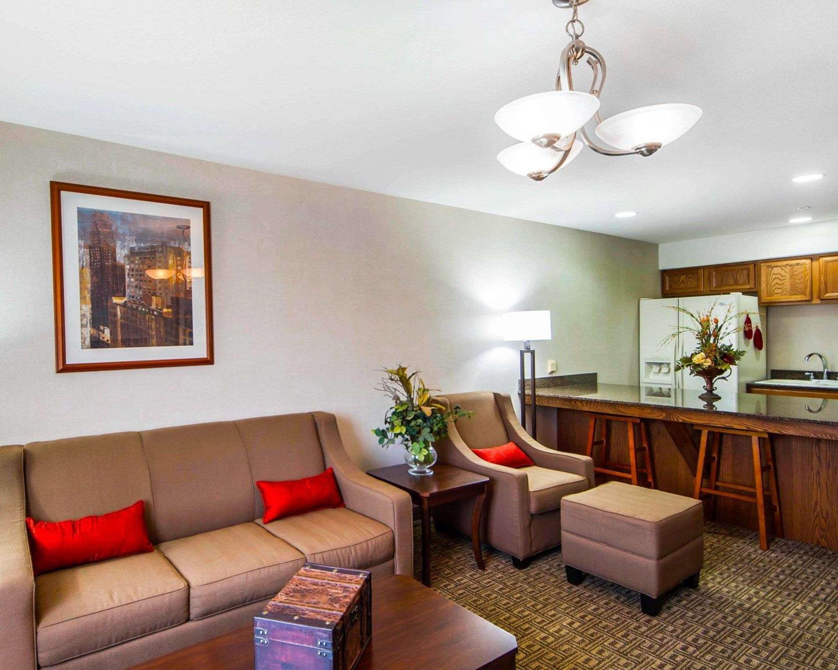 Comfort Inn & Suites Ponca City Near Marland Mansion Bagian luar foto