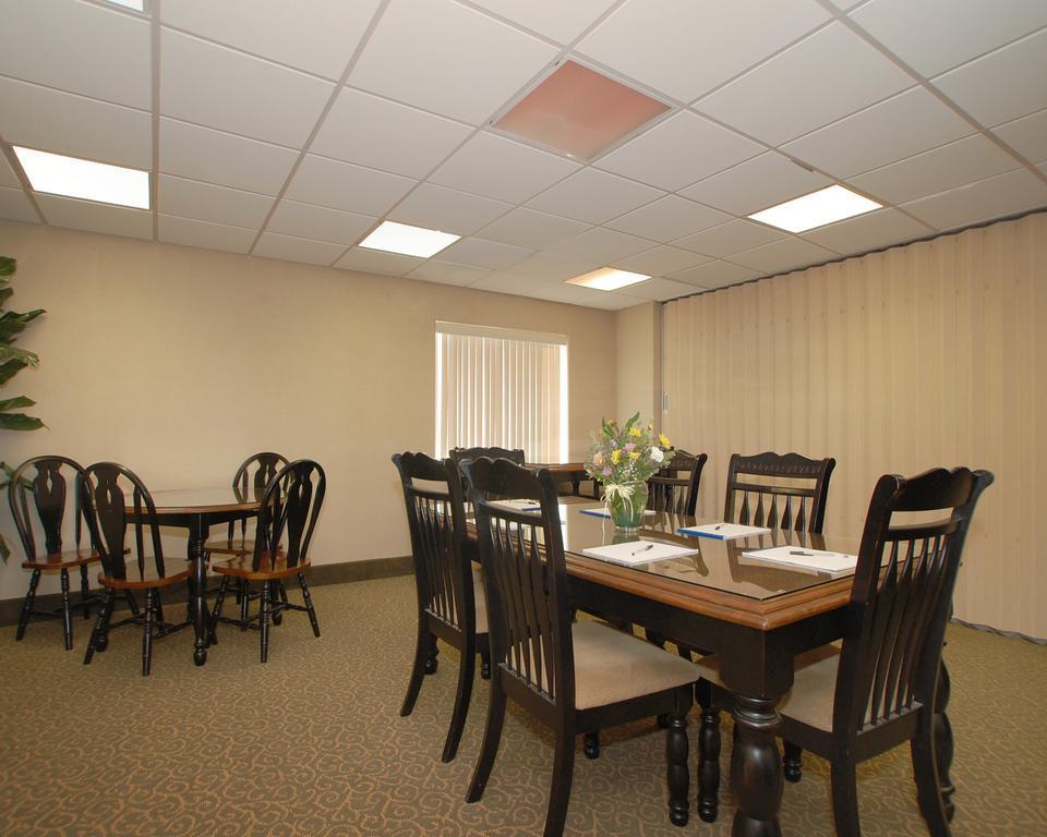 Comfort Inn & Suites Ponca City Near Marland Mansion Bagian luar foto