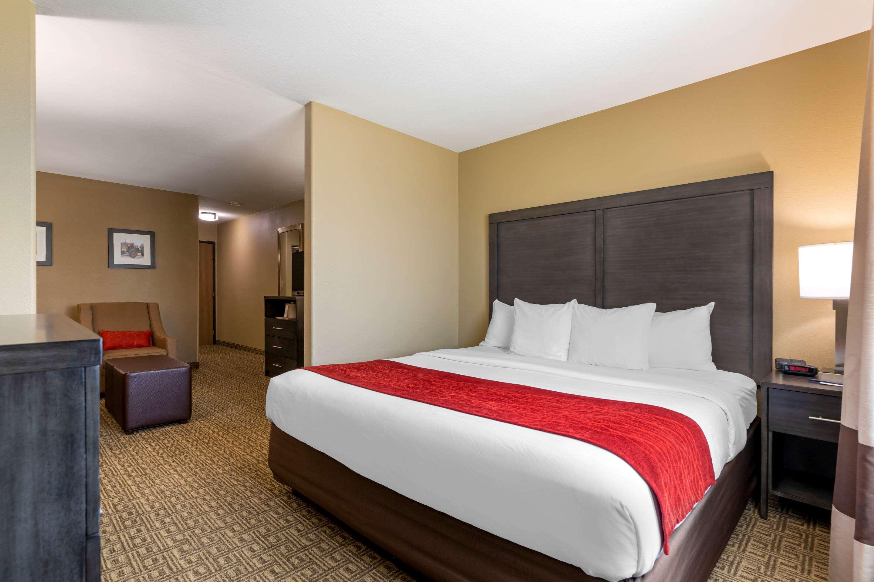 Comfort Inn & Suites Ponca City Near Marland Mansion Bagian luar foto